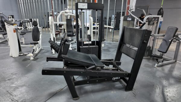 Cybex Galileo Horizontal Leg Press w/500 lb. Stack & Adjustable Footplate