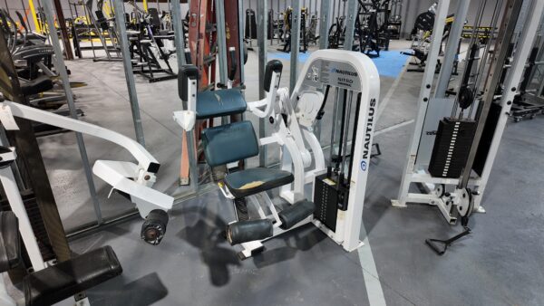Nautilus Nitro Abdominal Crunch