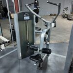 Life Fitness Signature Series Lat Pulldown