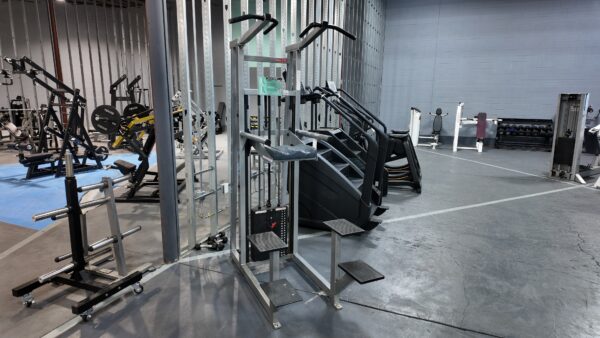 Star Trac Assisted Pull-Up & Dip Machine