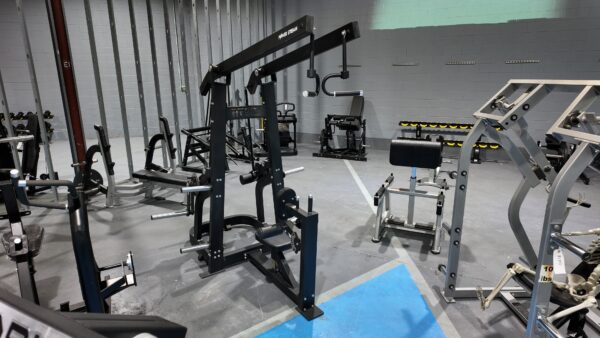 DAWG Plate-Loaded Lat Pulldown