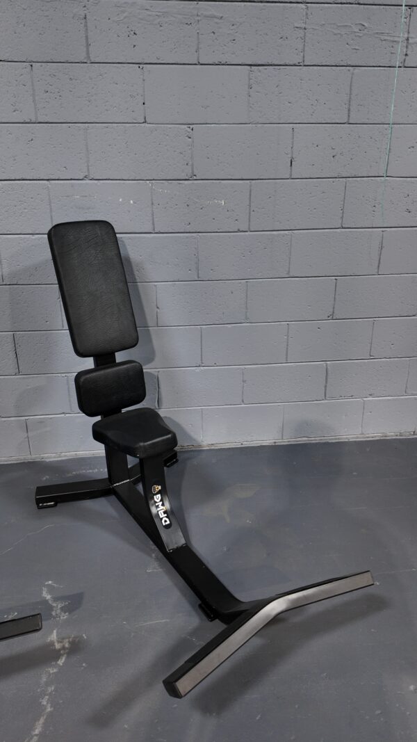 DAWG Upright Bench