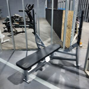 Hammer Strength Flat Olympic Bench Press