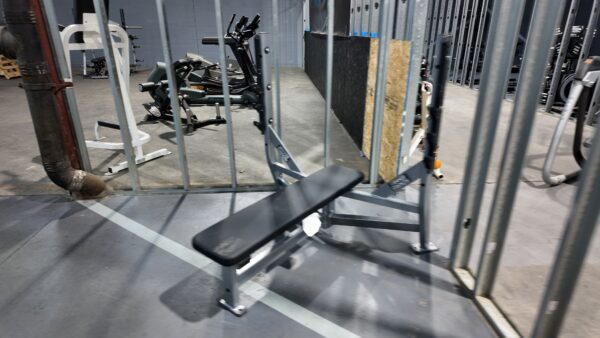 Hammer Strength Flat Olympic Bench Press