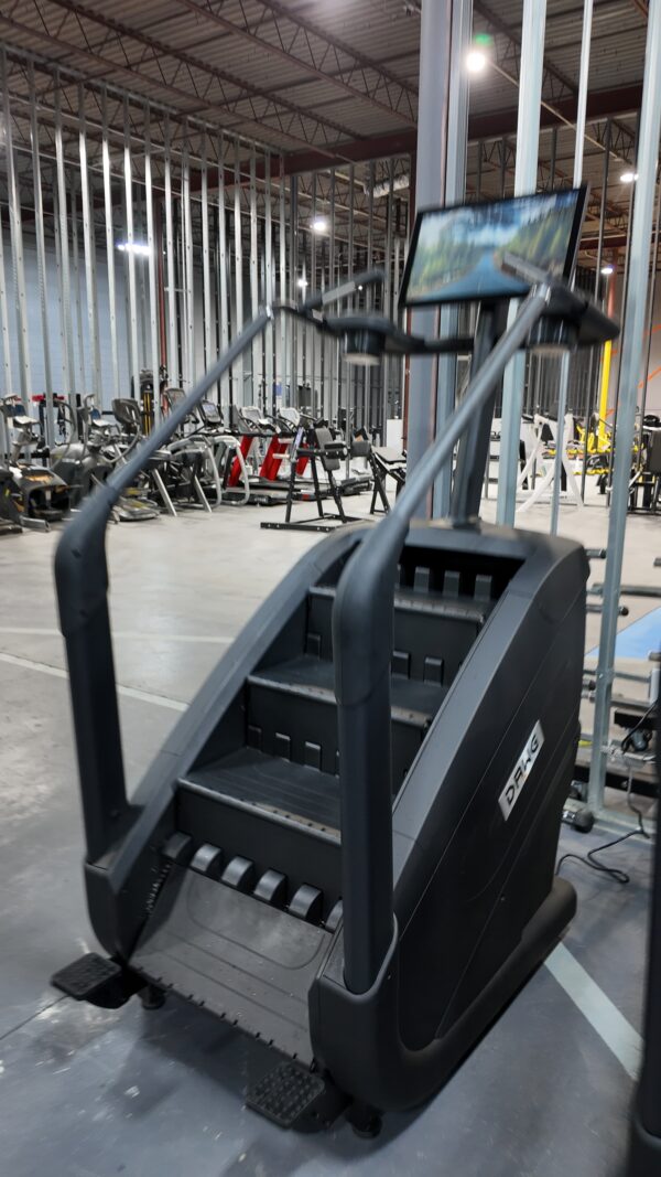 DAWG Commercial Stair Climber / StepMill